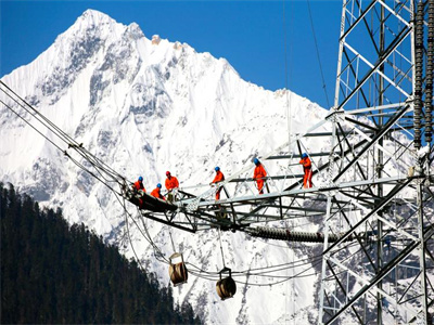 Beyond Extreme Weather: Grid Hardening and Resiliency Drive Demand for Advanced Transmission Equipment