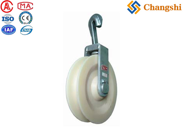 Clip-In Conductor Tensioning Block for Overhead Line Sagging