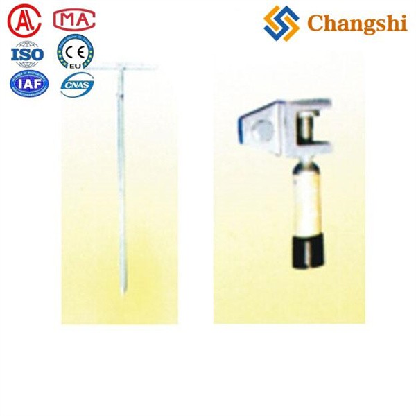 Insulated Grounding Pole with Earth End Clamp for Electrical Systems - Image 1