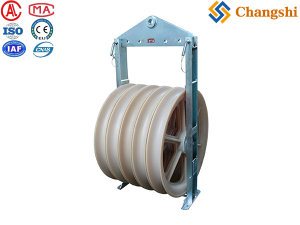 Model 660 Heavy-Duty Stringing Block for EHV Lines