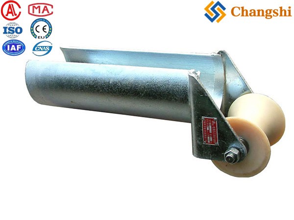 Secure-Mount Nylon Single Roller Cable Guide - Image 1