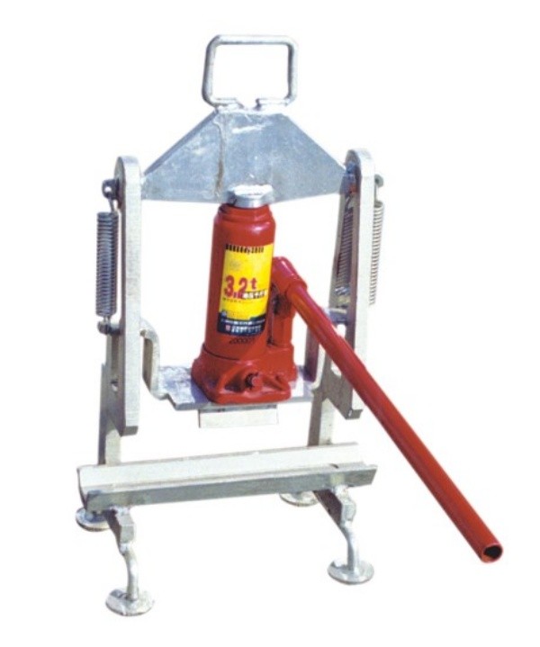 Splicing Sleeve Straightener for Crimped Conductors - Image 1